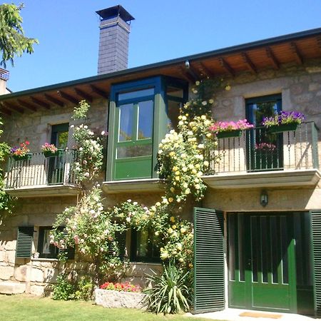 Conjunto Entre Acebos Casa de hóspedes Sotillo de Sanabria Exterior foto