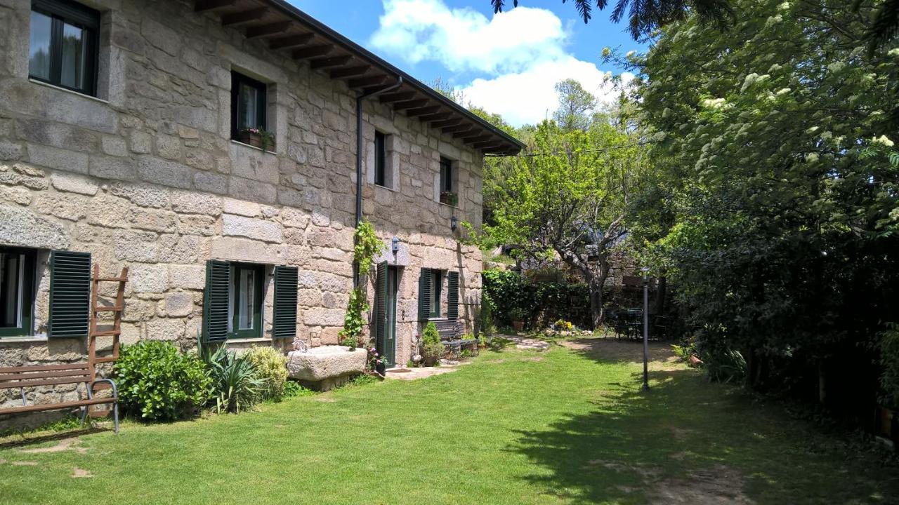 Conjunto Entre Acebos Casa de hóspedes Sotillo de Sanabria Exterior foto