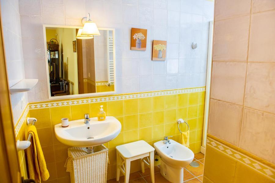 Conjunto Entre Acebos Casa de hóspedes Sotillo de Sanabria Exterior foto