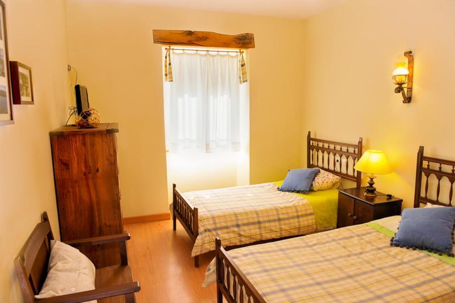 Conjunto Entre Acebos Casa de hóspedes Sotillo de Sanabria Exterior foto